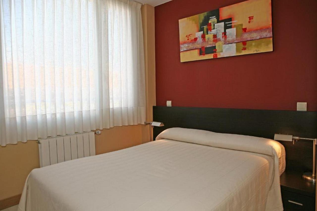 Apartamentos Playa De Portio リエンクレス エクステリア 写真