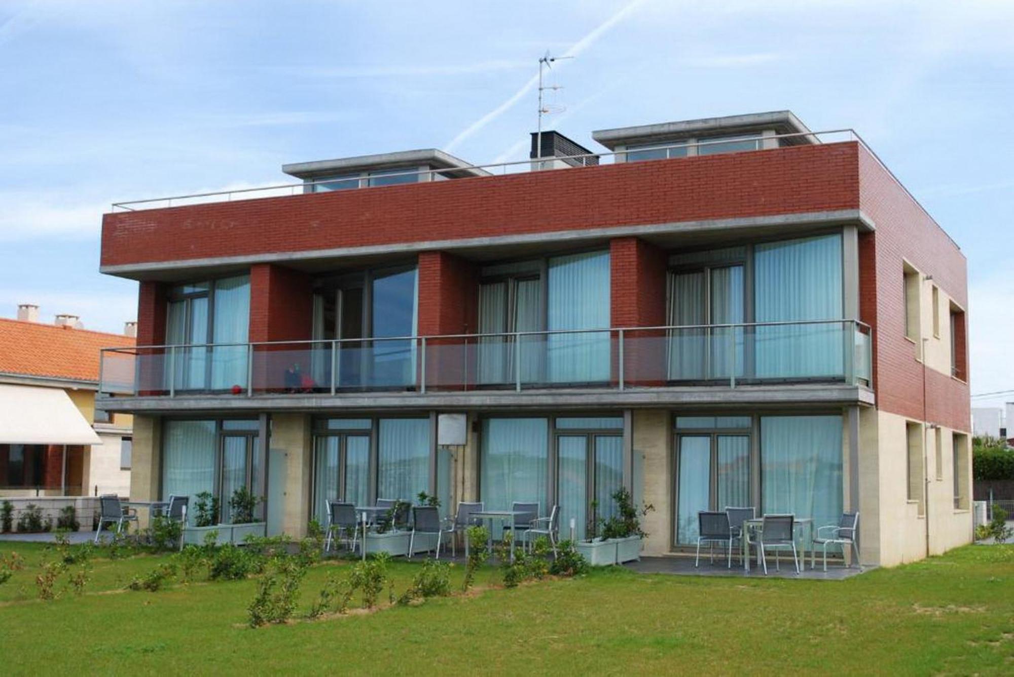 Apartamentos Playa De Portio リエンクレス エクステリア 写真